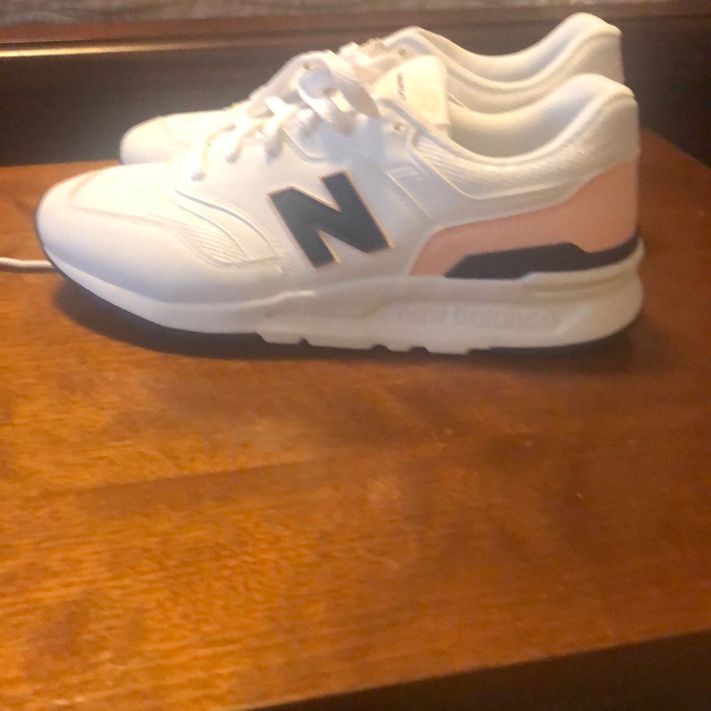 New Balance 997 white with navy and pink